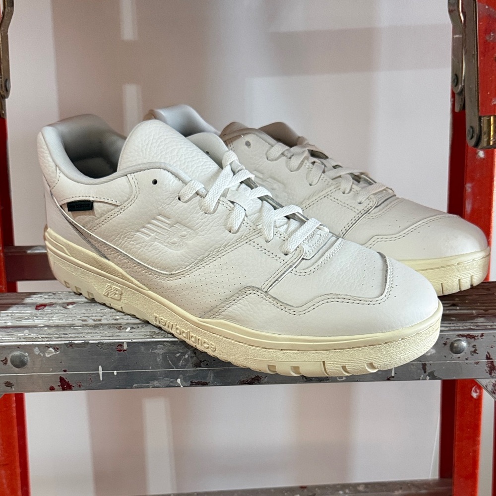 New Balance Men's Off-White Sneakers 550 BB550PWT